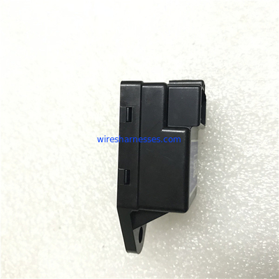 Landbouwrelais 15694-65992 van de Machinev3800 V2003 Kubota Motor