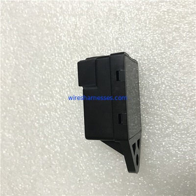 Landbouwrelais 15694-65992 van de Machinev3800 V2003 Kubota Motor